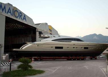 LAb 116 esce dal cantiere massese 