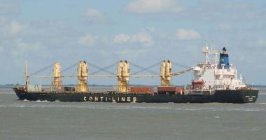 Una portacontainer (foto darchivio) 