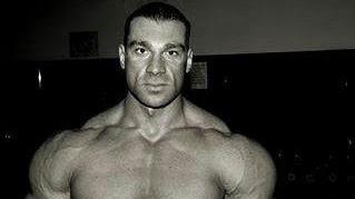 <b>IN MANETTE </b>Il bodybuilder livornse Daniele Seccarecci 32 anni