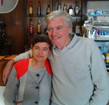 <b>CHIUDE. </b>Vapore con la moglie nel bar               