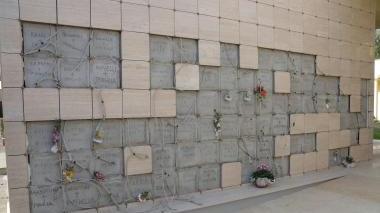 Gli ossari del cimitero di Fornacette ancora da sistemare