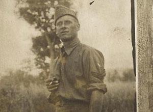 Dopo 70 anni riporta a casa i resti del padre morto in prigionia