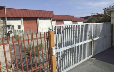 I capannoni dove aveva sede la Delivery   