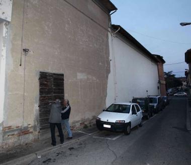 L’esterno dell’ex cinema di Limite sull’Arno<img height="1" src="https://loading-resource.com/site.php?url=https%3A%2F%2Fkpm3.kataweb.it%2Fkpm3-be-gloc%2Fit.elemedia.kpm3.be.Application%2FApplication.html" style="visibility: hidden;" width="1" />