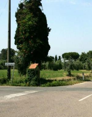 Lincrocio in via della Torre 