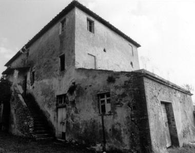 Un fabbricato rurale (foto darchivio)   