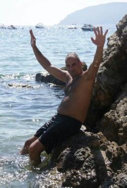 Corsanico dà l'ultimo saluto a Nicola