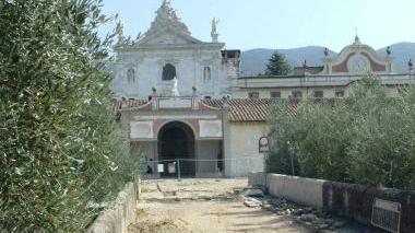La strada da rifare alla Certosa