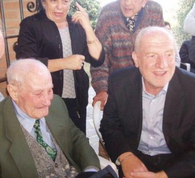 <b>Nonno Ivo.</b> Il centenario festeggiato dai parenti e amici a Castiglione della Pescaia    
