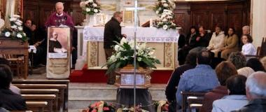 <b>OLIVOLA SALUTA ENRICA.</b> Il funerale di Enrica Pavoletti ieri pomeriggio 