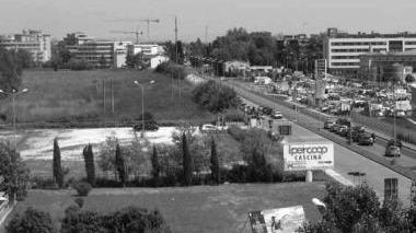 Il terreno dove avrebbe dovuto sorgere la nuova sede della Provincia
