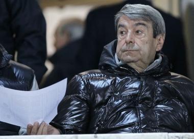 Spinelli, tanti pensieri «La classifica piange e mi sono rotto le scatole»