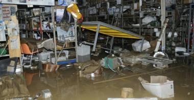 L’azienda Intermarine a Sarzana danneggiata dalla piena del fiume Magra