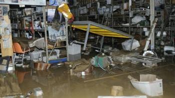 L’azienda Intermarine a Sarzana danneggiata dalla piena del fiume Magra