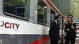 I treni irrompono in consiglio