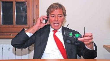«Italia, ti voglio parlare» Spende 20mila euro per un appello sul Corsera