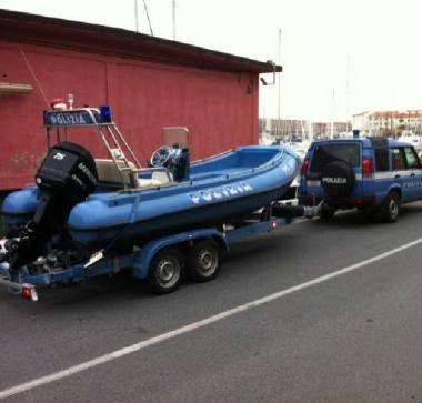 La squadra nautica della polizia in Liguria