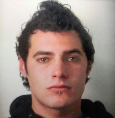 <strong>IN CARCERE. </strong>Carlo Bastiani 26 anni vive con la nonna È accusato di estorsione e rapina Ora si trova alle Sughere