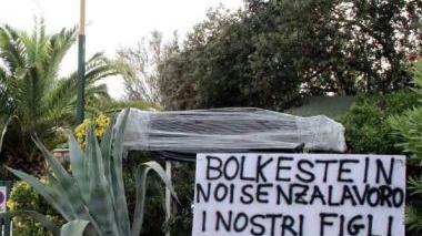 <b>LA PROTESTA.</b> I cartelli affissi ai bagni contro la direttiva Bolkestein