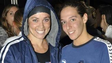 <b>NUOTO </b>Costanza Saletti (a destra) con la campionessa olimpica Natalie Coughlin