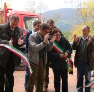 Taglio del nastro dellimpianto fotovoltaico     