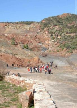 Uno dei percorsi turistici allinterno del Parco Minerario di Rio Marina 