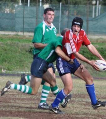 Due azioni del match di ieri fra Cecina e lElba  