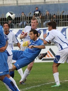 Mischia in area azzurra 