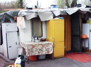 Acqua al campo Nomadi, pagano le famiglie