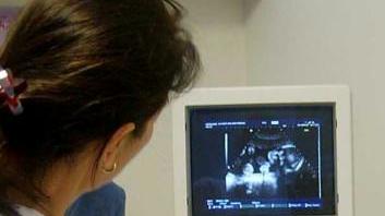 L’esecuzione di una ecografia ad una mamma in attesa