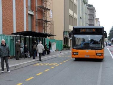 <b>AUTOBUS.</b> Un bus dellAtn durante una corsa (foto darchivio) 