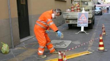 Operai del cantiere comunale al lavoro