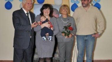 Il sindaco Favilla festeggia con la famiglia Martinelli