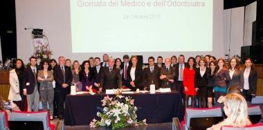Foto di gruppo dei partecipanti alliniziativa 