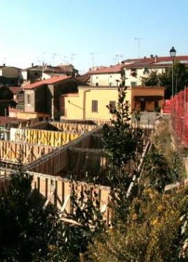 I lavori al parcheggio sotto la piazza a Castellina 