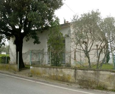 La scuola di Collegonzi sarà venduta all’asta