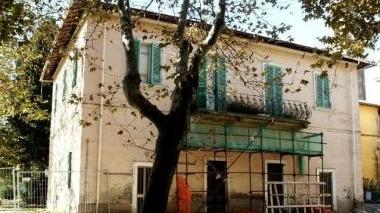 L’ex casa del fascio di Vada