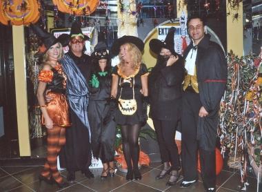 <b>LA NOTTE DELLE STREGHE.</b> I cinque vincitori della maschera pi&ugrave; bella al Papillon 