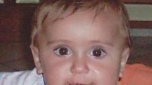 1 ANNO PER ALICE A Alice: «Un dolcissimo augurio per questo tuo primo anno. Buon compleanno ...