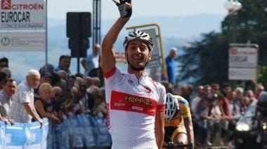 Antonino Parrinello celebra così una delle sue 8 vittorie stagionali