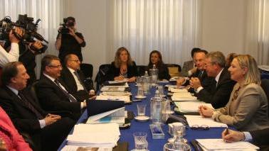 Il prefetto Maria Guia Federico A sinistra una riunione del Comitato provinciale per la sicurezza e l’ordine pubblico