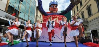 Balletto su un carro della Targa Cecina   