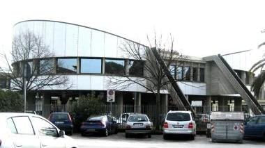 L’esterno del Tribunale di Viareggio