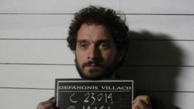 Claudio Santamaria in una scena del film