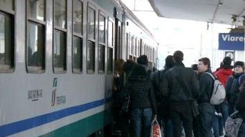 Pendolari alla stazione