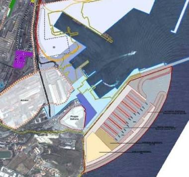 Il porto di Poggio Batteria nel piano guida    