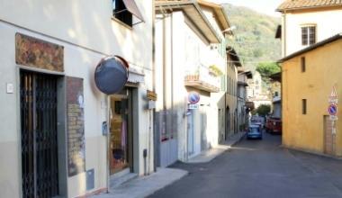 Troppe multe in via Sismondi, protestano i residenti