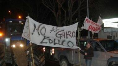 «Improponibile»: il sindaco ribadisce il proprio no al referendum sull'eolico
