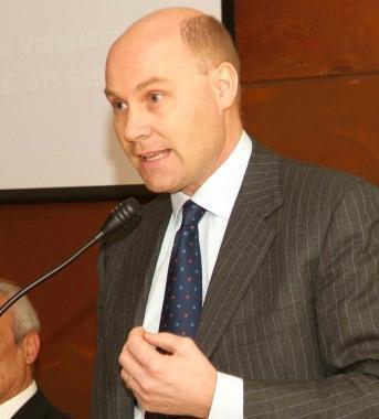 <b>ITALIA FUTURA.</b> Vecchioni 