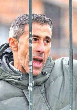 Mister Scintu ancora una volta non sar&agrave; in panchina 
